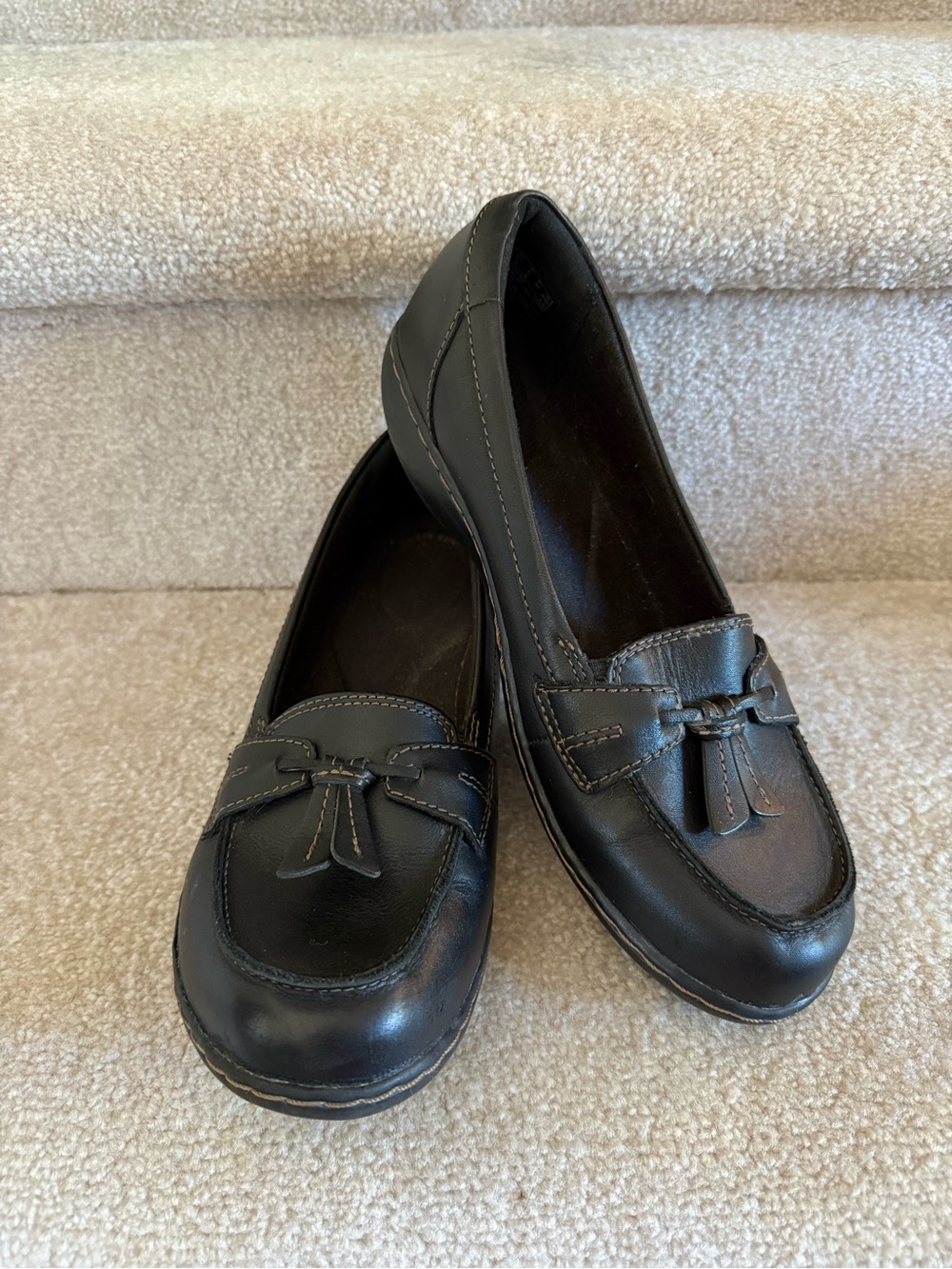 Clarks Black Leather Tassel Loafers for Women